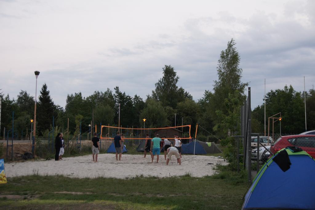 Camping Holiday & Camping Intercamp'84